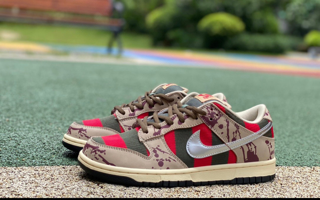 Nike SB Dunk Low